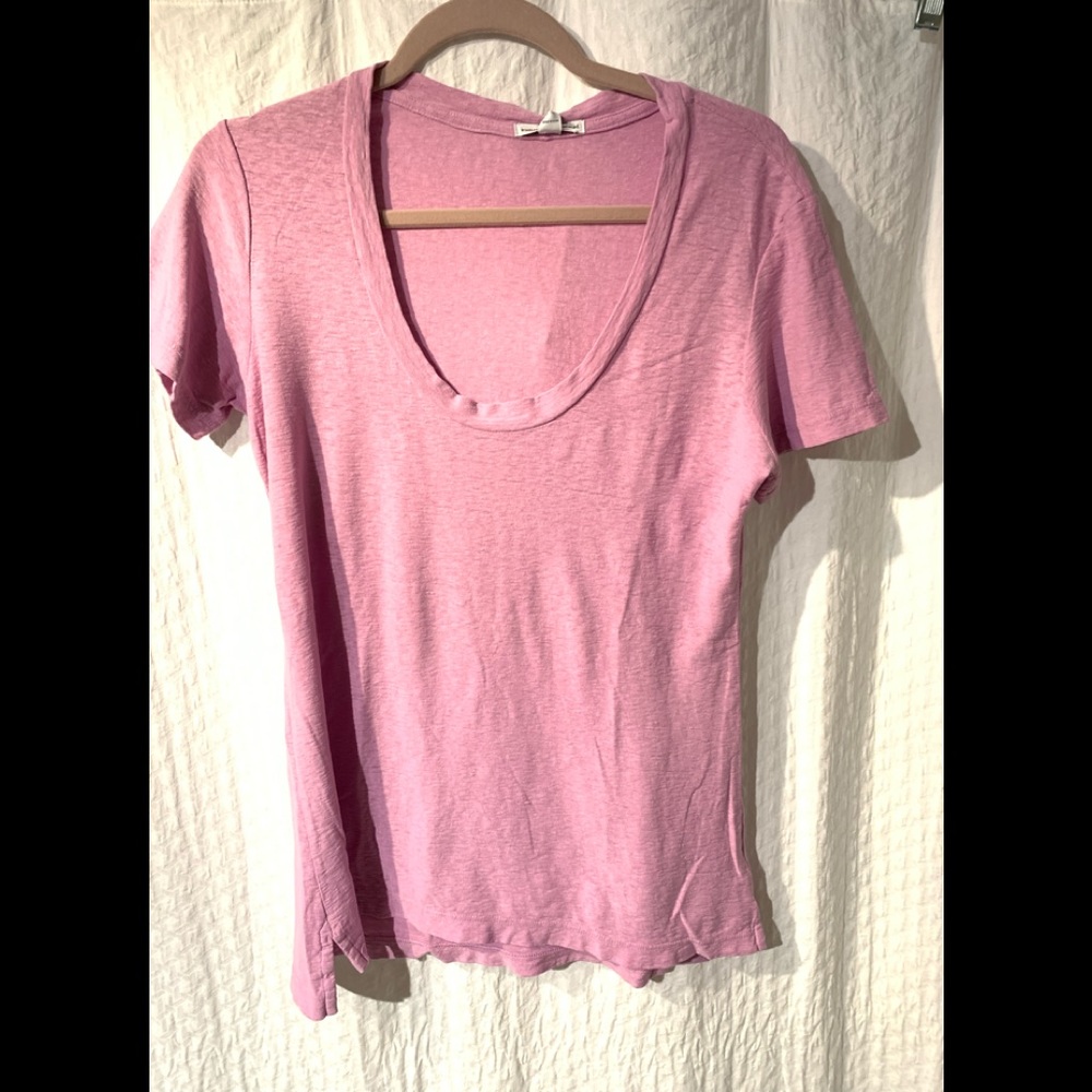 James Perse NWT  lilac u neck short sleeve t shirt.